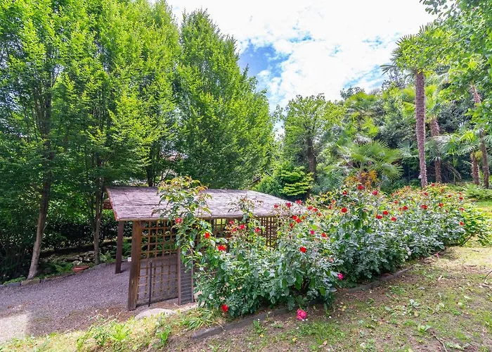 The Ortensia, Our With View, Spacious Park-facing Balcony And Private External Bathroom At The Isabella Pensjonat
