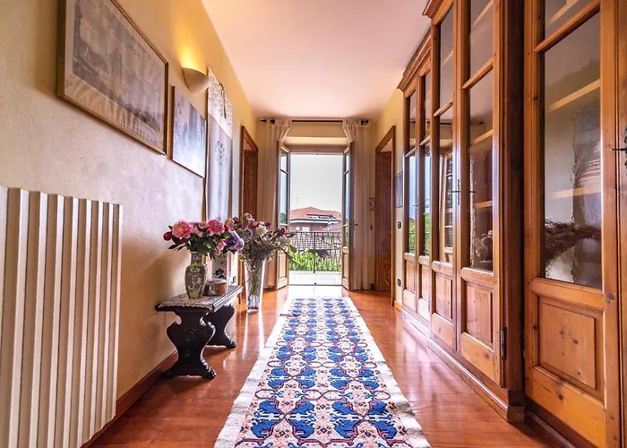 The Ortensia, Our With View, Spacious Park-facing Balcony And Private External Bathroom At The Isabella Pensjonat Stresa