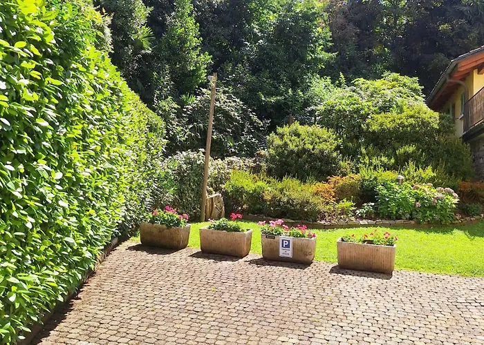 Pensjonat The Ortensia, Our With View, Spacious Park-facing Balcony And Private External Bathroom At The Isabella 3*