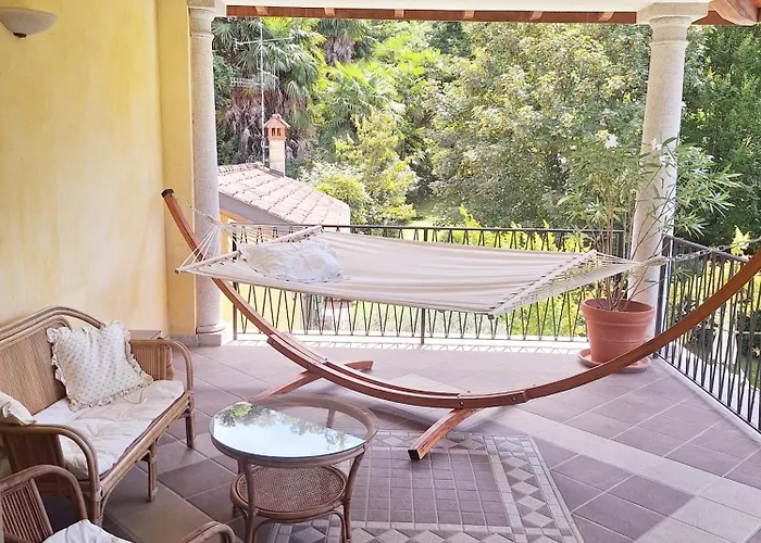 The Ortensia, Our With View, Spacious Park-facing Balcony And Private External Bathroom At The Isabella 3* Stresa