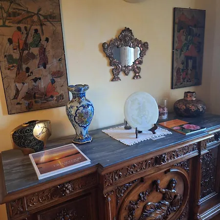 The Ortensia, Our With View, Spacious Park-facing Balcony And Private External Bathroom At The Isabella Affittacamere